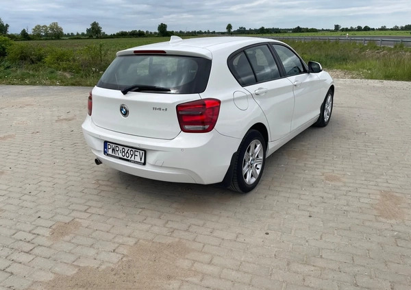 BMW Seria 1 cena 37900 przebieg: 152000, rok produkcji 2014 z Września małe 92